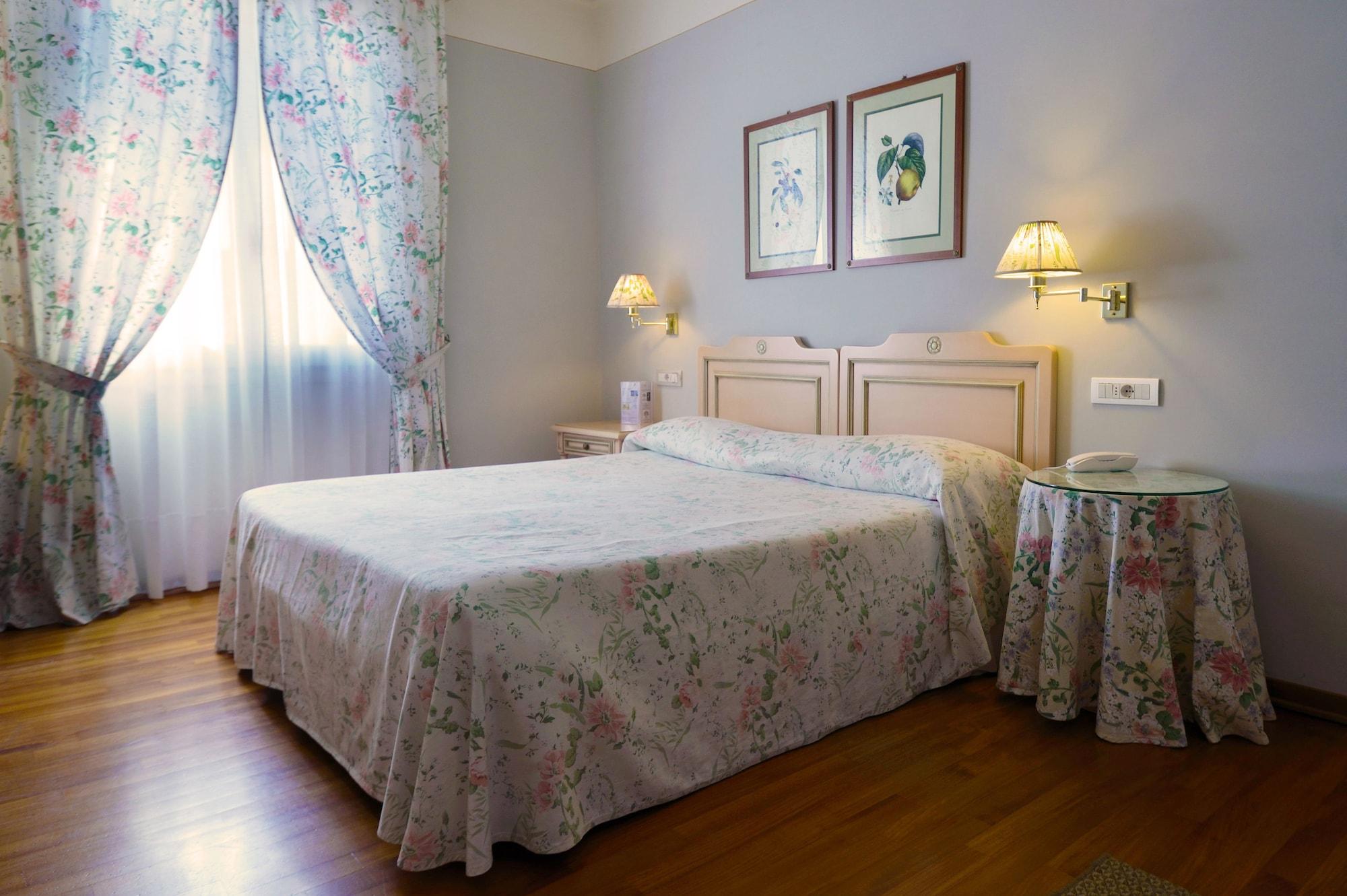 Villasanpaolo & 4*