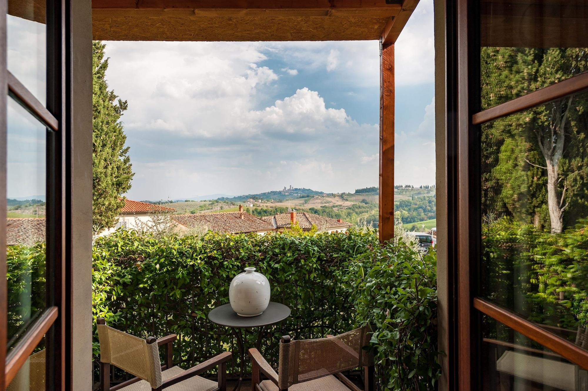 Hotel Villasanpaolo & San Gimignano